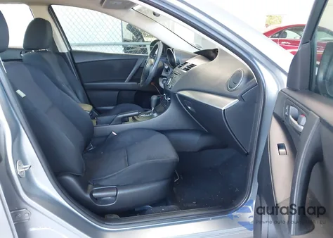 2012 Mazda Mazda3 I Sport из США, поврежденный, VIN JM1BL1UF8C1514391